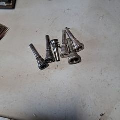 6 mouth pieces