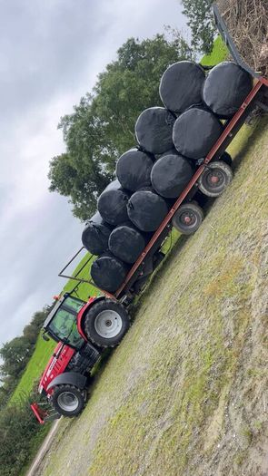 26 Foot bale trailer