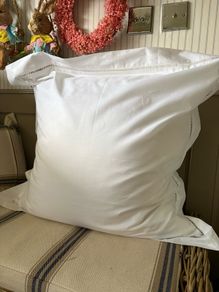 New 100% cotton crisp white 65cm x 65cm French ladder stitch Oxford pillowcase