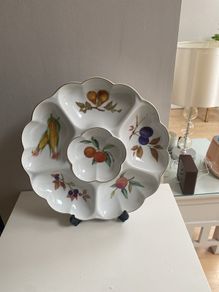 Reduced Large Royal Worcester evesham Gold porcelain platter