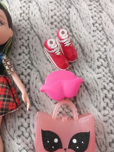 Bratz jade doll