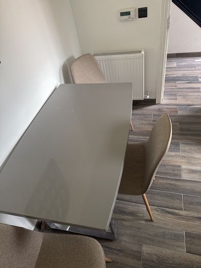 kitchen dining table and 4 chairs