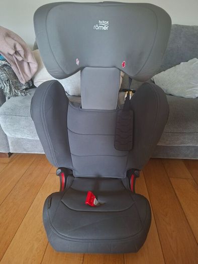 Britax rmer kidfix III S children's car seat