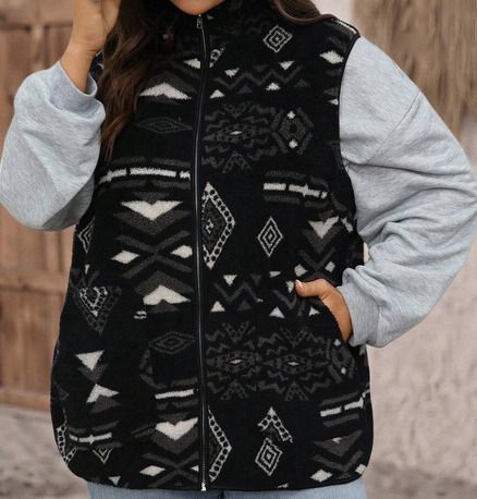 BNWT  Lovely Vest Top / Gilet size 20 - soft & warm - with two pockets