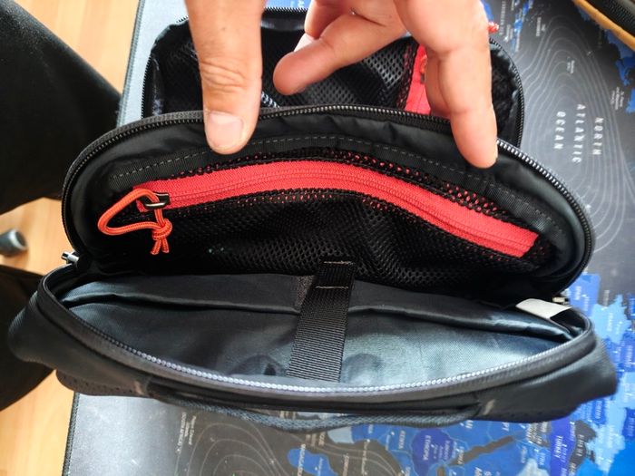 Cotopaxi Allpa X 3L Hip Pack sling