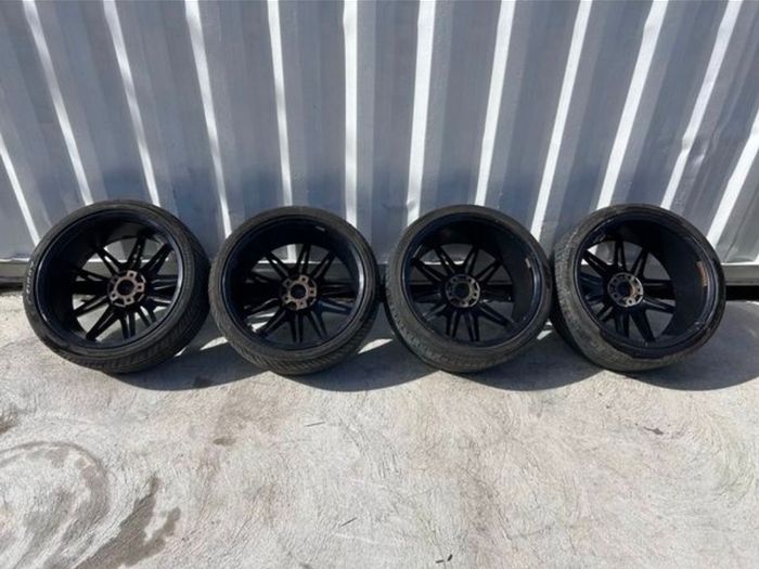 BMW Style 825M 20" Alloy Wheels