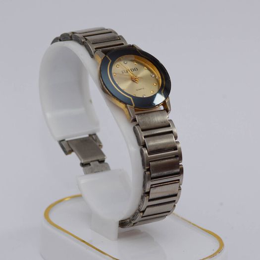 Ladies Quartz Watch