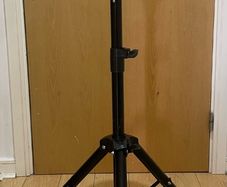 Wig stand & mannequin heads