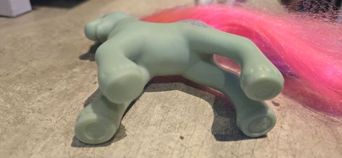 IVY Pretty Parlour Palor version with Free McDonalds HTF MLP G2 My Little Pony