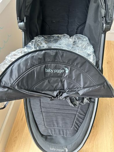 Baby Jogger City Mini GT2 + Rain Cover in excellent condition