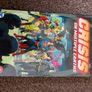 crisis on infinite earths box set Image 8