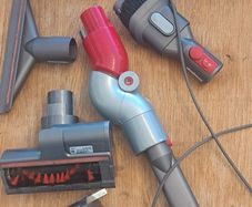 Dyson v7 wall mount charger and accessories