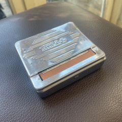 Rizla cigarette roller