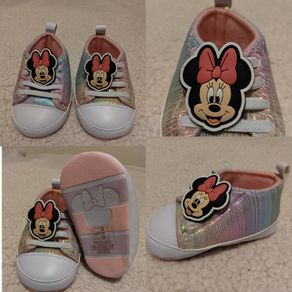 Disney Minnie Mouse Pram Shoes, new