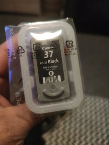 Canon PG-37 black ink cartridge (original Canon)