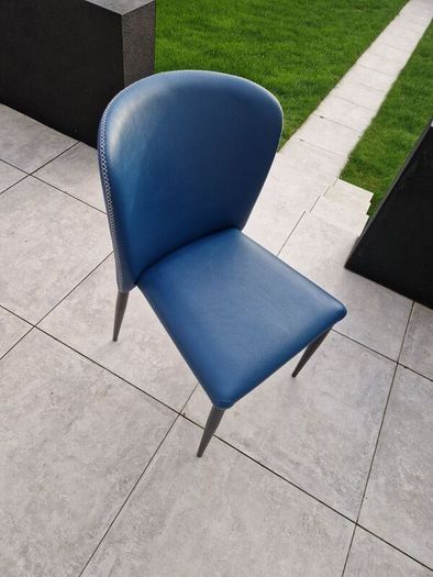 4 Dining Chairs