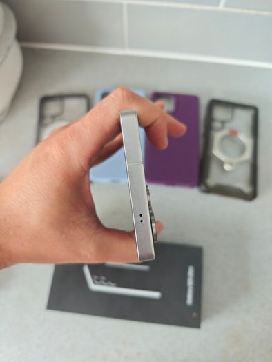 Samsung S25 Ultra + Cases
