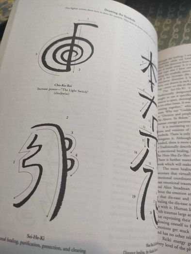 ESSENTIAL REIKI A Complete Guide to an Ancient Healing Art
