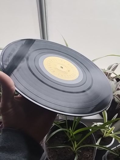 Bit of vinyl+more