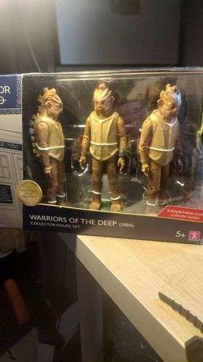 DR Who Warriors Of The Deep Set