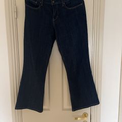 Levi cropped Jeans