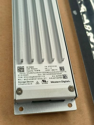 Samsung E1.L PM9D3a Solid State Drive (15.36TB) MZ-EL615T0 (New without packaging, not used)