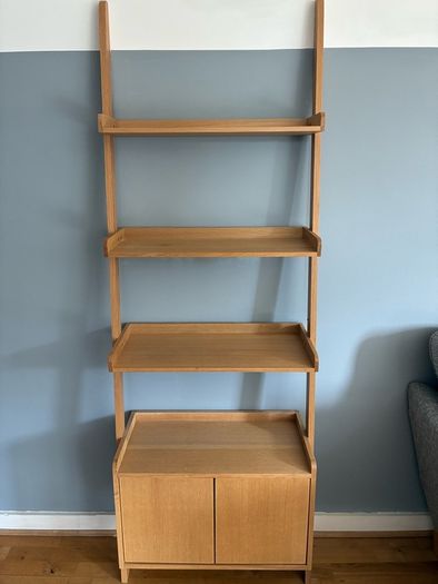 Bookshelf