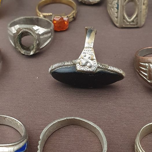 Lot of 24 Antique Rings  Mixed Brass Damaged Antique Style Ring Collection