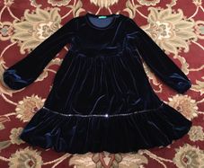 United Colour of Benetton Velvet Dress size 4-5 years
