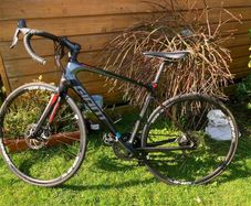 Giant Defy Advanced Pro 2 Road Bike