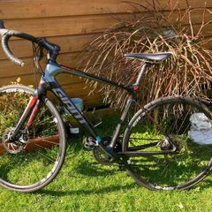 Giant Defy Advanced Pro 2 Road Bike