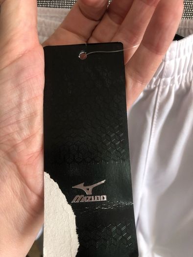 Mizuno boys shorts - sz 140