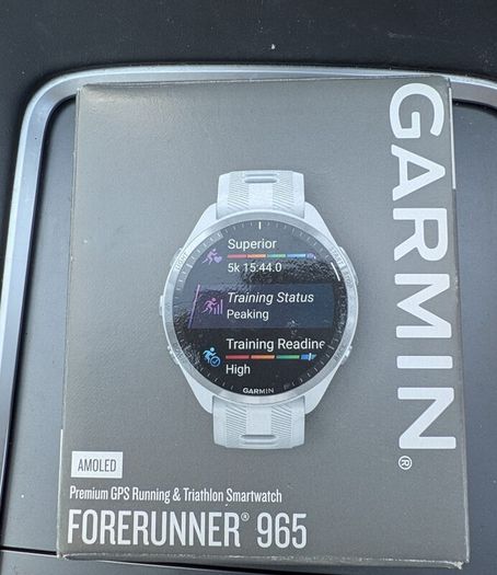 Garmin Forerunner 965 (with box, 3 straps)