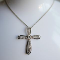 Vintage Sterling Silver  Rhinestone Curved Cross Necklace length 18" - 4,5g