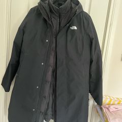 Northface Suzanne 2 in one Jacket