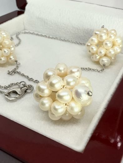Silver AAA Fresh Water Pearl Necklace (70.00 Ct) - Sterling Silver