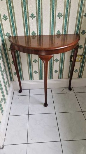 hall table