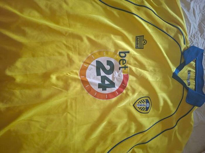 leeds very rare xl away