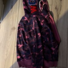 bape hoodie
