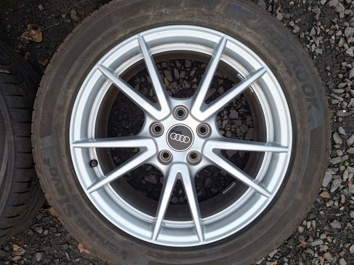 17" Genuine Audi Alloys with tyres