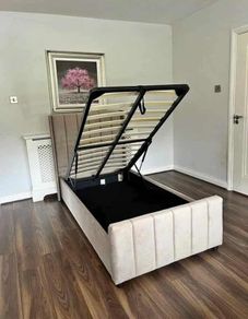 Ottoman Gaslift Storage  Bed And Mattress