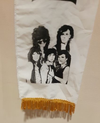 Bon jovi original rock concert banner/scarf 1988