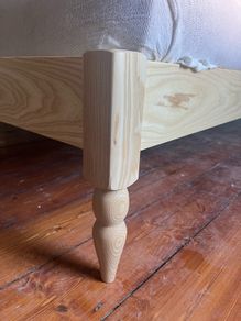 Turned Spindle Leg Platform Bed Ash