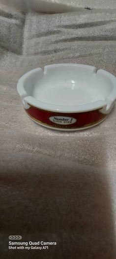 Carrolls no1 ashtray,nice condition,,price includes post to anywhere in ireland,collectors item ,with smoking ban..sold as seen.