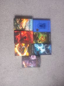 Harry Potter books x7