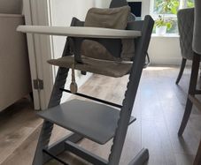 Stokke Tripp Trappe high chair