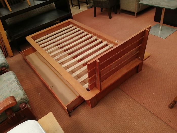 Childs Bed with Storage Compartment Underneath/Final Price Drop Now 99euro from 150euro