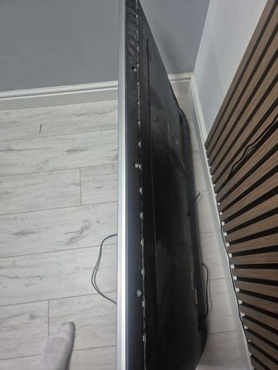 tv for repair or parts