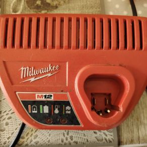Milwaukee Charger