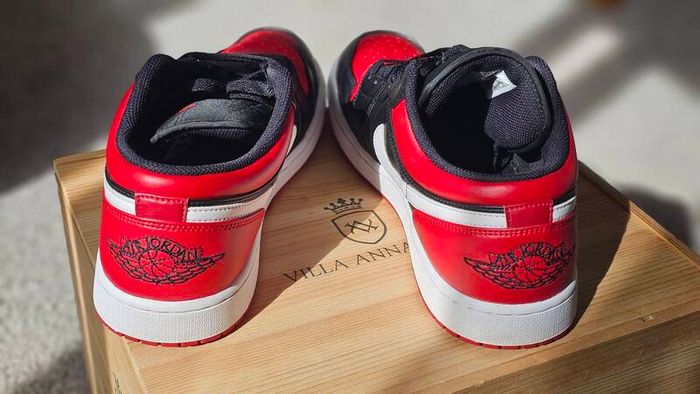 Genuine air jordan size 11